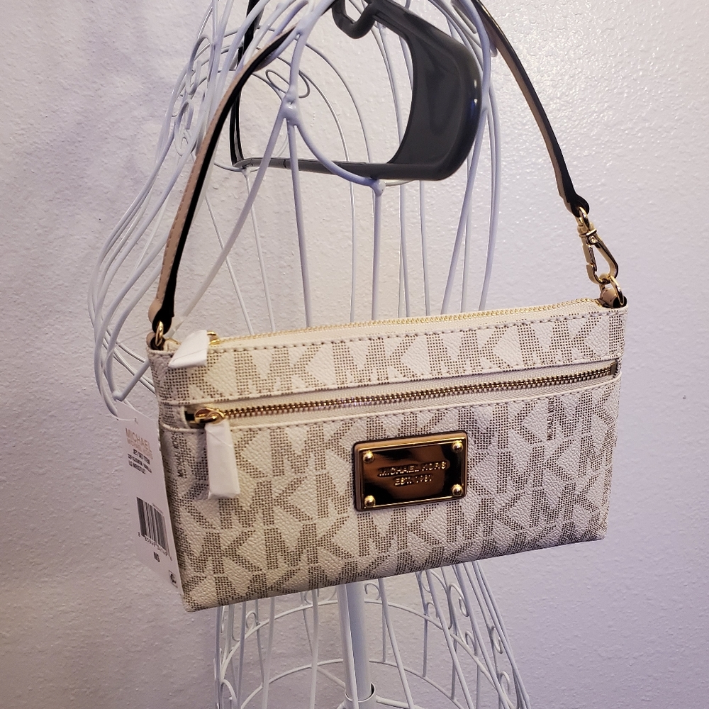 Michael Kors White Wristlet
